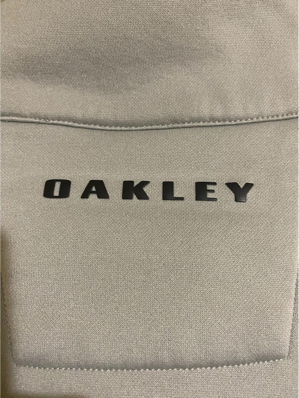 Oakley Men's Size XL Regular Fit Gray Quarter-Zip Jacket